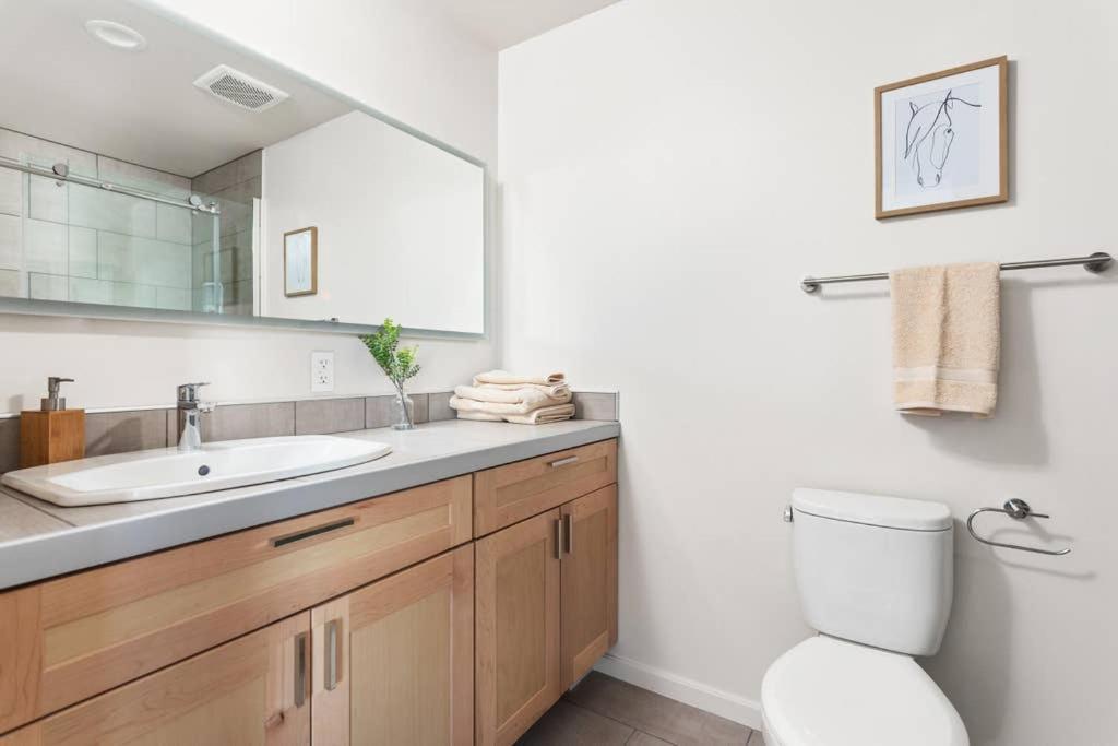 Upscale 3Br Penthouse By Cozysuites Indianapolis Exterior foto